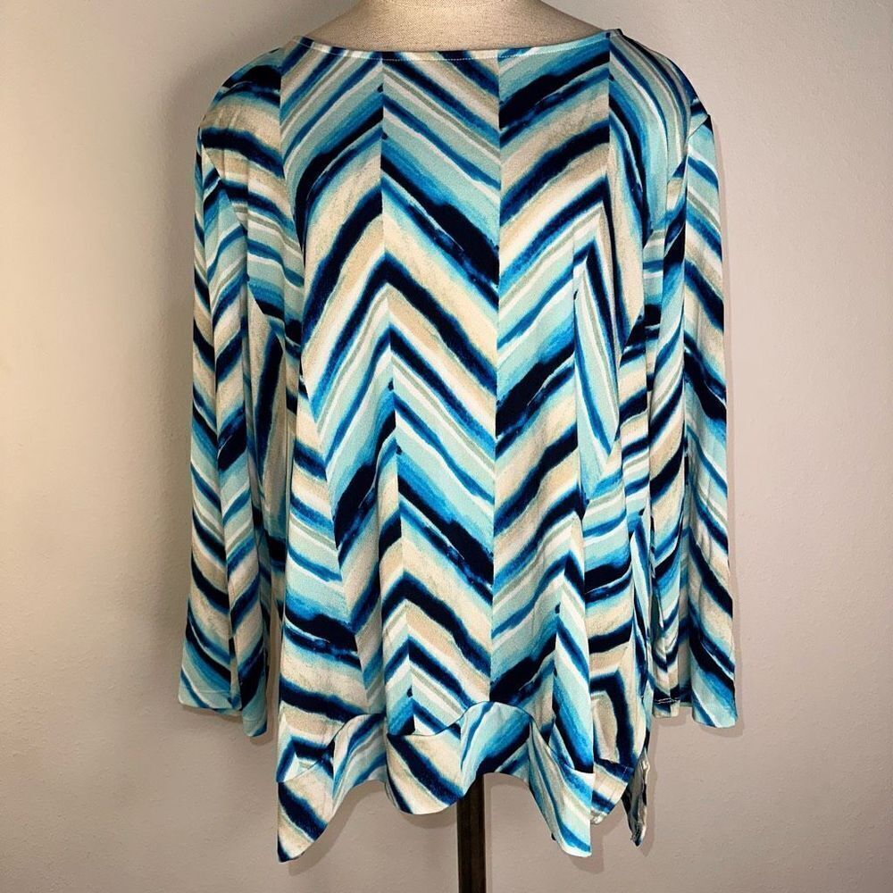 Investments Womens XL Blue & Tan Boho Artsy Chevron Print Relaxed Stretch Top